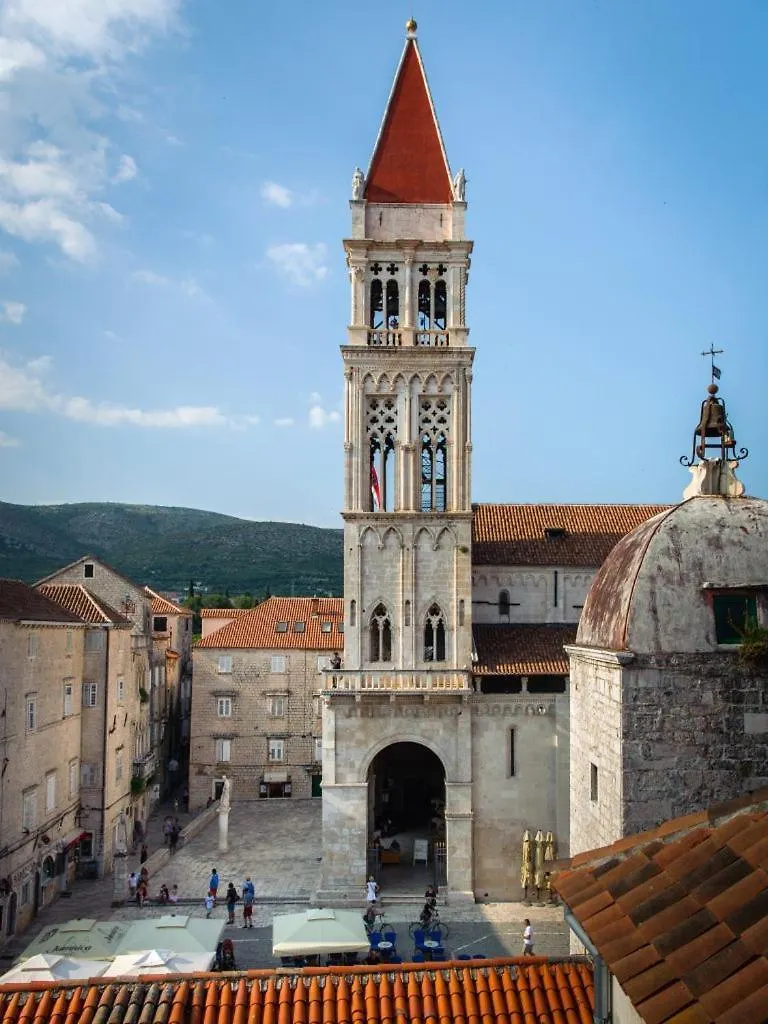 Apartman Lorena - With Sea View Near Old Town 0*, Trogir Croatia